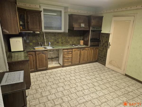 Maison+local commercial proche de Loudéac