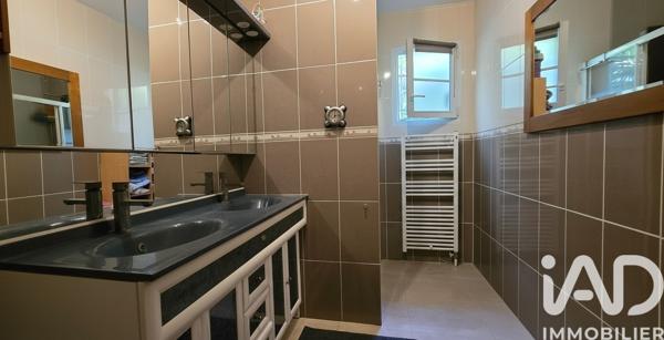 Maison à vendre 5 pièces 150 m² Saint-Amand-Montrond