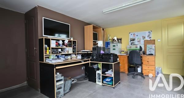 Maison à vendre 5 pièces 150 m² Saint-Amand-Montrond