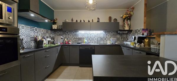 Maison à vendre 5 pièces 150 m² Saint-Amand-Montrond