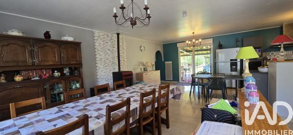 Maison à vendre 5 pièces 150 m² Saint-Amand-Montrond