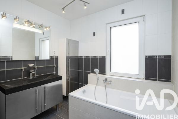 Immeuble à vendre 270 m² Metzeresche
