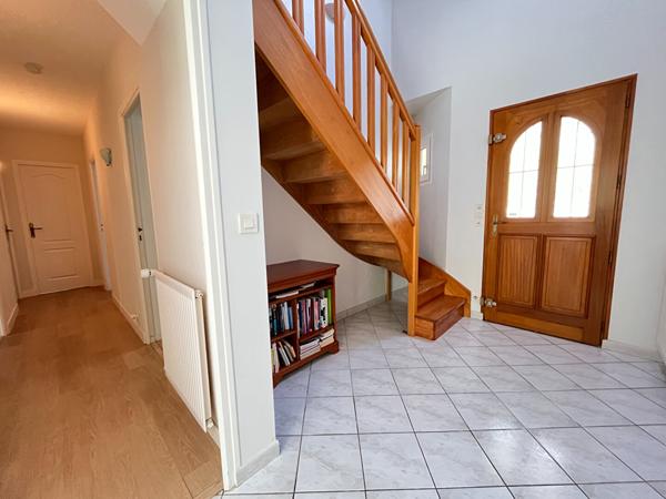 NOUVEAUTE - Maison BRUZ Hors lotissement environ 145m² exposition Sud Ouest - Terrain 1072m²