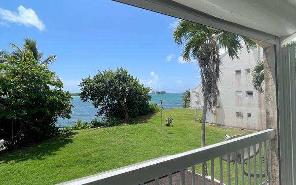 Appartement à louer    2 pièces •  Le Gosier