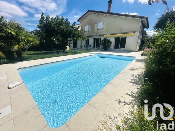 Maison à vendre 8 pièces 220 m² Mérignac