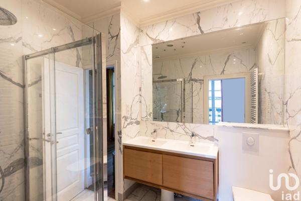 Appartement 5 pièces de 178 m² à Paris (75017)