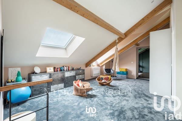 Maison 8 pièces de 390 m² à Vitry-sur-Seine (94400)