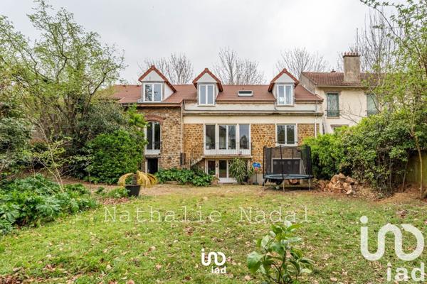 Maison 8 pièces de 390 m² à Vitry-sur-Seine (94400)