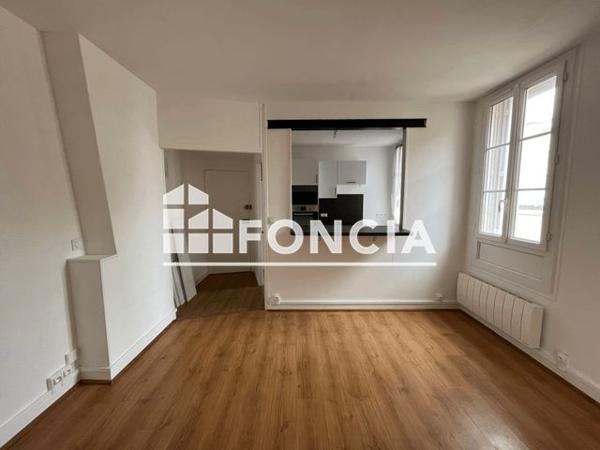 Location Appartement 2 pièces 34.93 m² - 9 PASSAGE BONNEVAL Chartres 28000