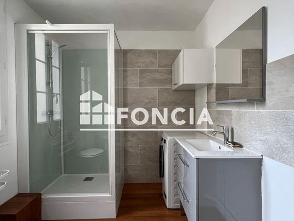 Location Appartement 2 pièces 34.93 m² - 9 PASSAGE BONNEVAL Chartres 28000