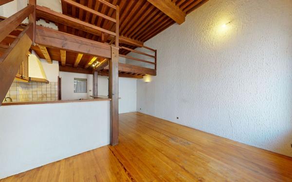 Appartement à vendre    2 pièces • 30,10 m2 Lyon 4