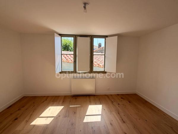 Appartement à vendre 3 pièces MORTAGNE SUR SEVRE (85)
