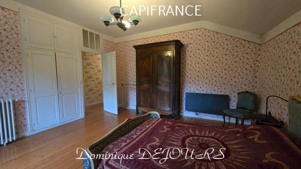 Grande maison bourgeoise de 400m² habitable et son parc de 8000m²au bord de la rivière