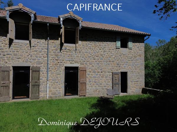 Grande maison bourgeoise de 400m² habitable et son parc de 8000m²au bord de la rivière