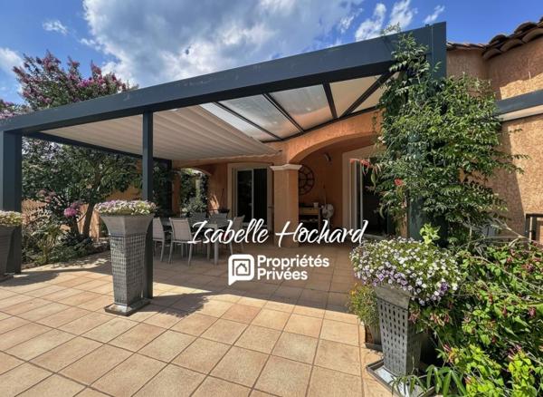 Maison familiale avec appartement T2 indépendant, piscine et grand terrain  Quartier calme à Garéoult