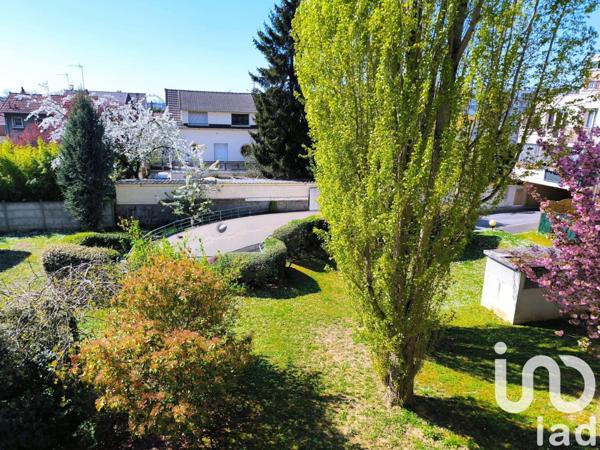 Appartement 3 pièces de 64 m² à Neuilly-sur-Marne (93330)