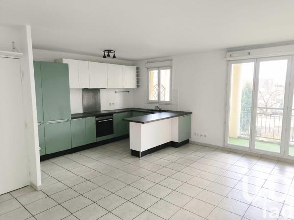 Appartement 3 pièces de 64 m² à Neuilly-sur-Marne (93330)