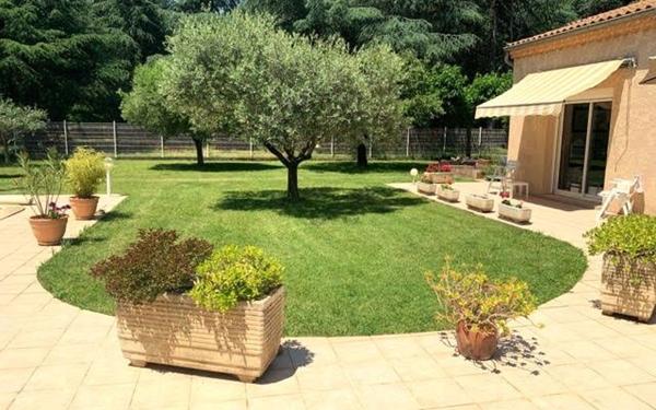 Maison à vendre    5 pièces • 173 m2 Montélimar