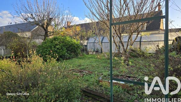 Maison à vendre 8 pièces 221 m² Saint-Amand-Montrond