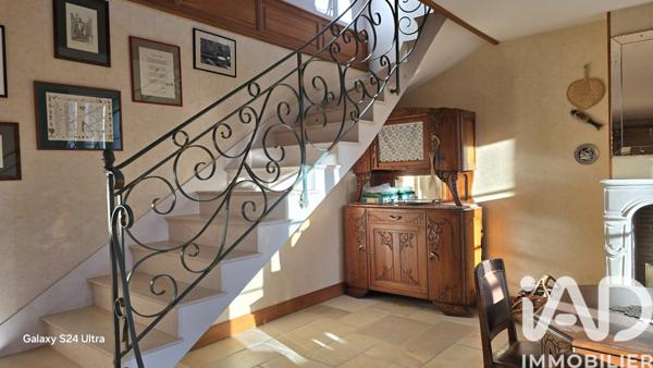 Maison à vendre 8 pièces 221 m² Saint-Amand-Montrond