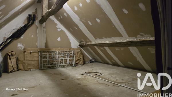 Maison à vendre 8 pièces 221 m² Saint-Amand-Montrond