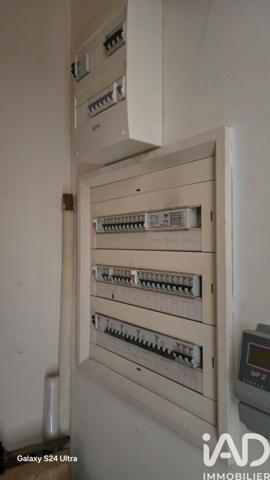 Maison à vendre 8 pièces 221 m² Saint-Amand-Montrond