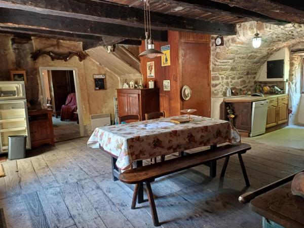 Idéalement située à 2.5km de Rignac, 25mn de Rodez et Decazeville et 30mn de Villefranche.