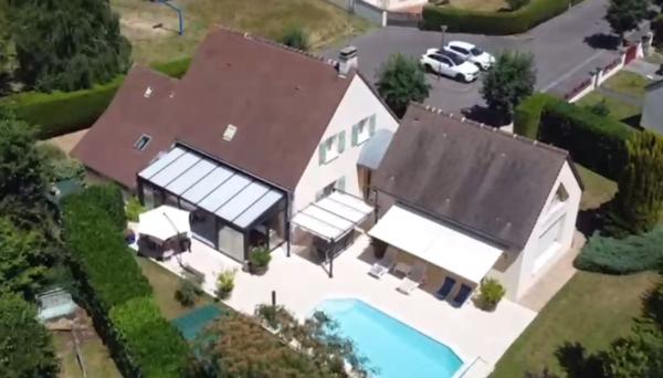 Bienvenue dans cette demeure d'architecte avec piscine, proche Hopital , Alencon Bienvenue dans cette demeure d'architecte avec piscine, proche Hopital , Alencon