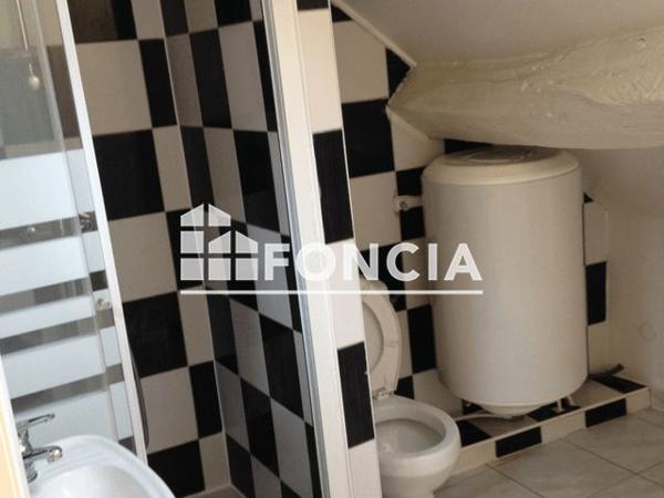 Location Studio 16.35 m² - 18 RUE DU 14 JUILLET Corbeil Essonnes 91100