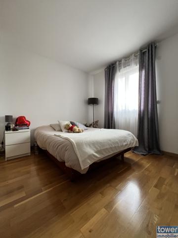 Maison
                                                                                                                                                                                                                                                                                                                        5 pièce(s)                                                                                                                                                                                                          3 chambre(s)                                                                                                                                                                                                          109  m²