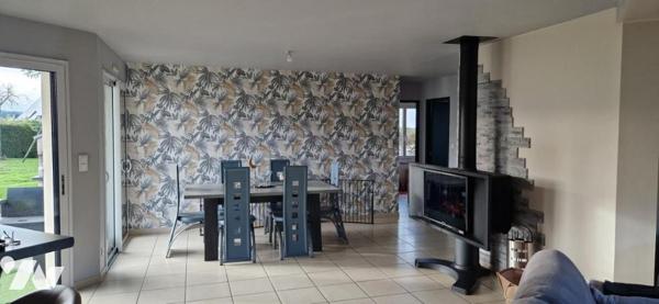 PONTIVY (56) Maison 5 pièces avec un studio indépendant et jardin