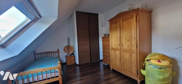 PONTIVY (56) Maison 5 pièces avec un studio indépendant et jardin