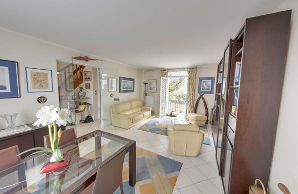 Maison Nogent Sur Marne 5 pièce(s) 106 m2