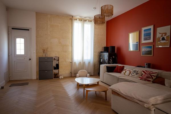 33130 BEGLES Maison Pierre avec extérieur et garage