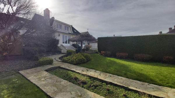 MAISON A VENDRE à FOURMIES centre ville potentiel important
Grande Maison de 175 m2 habitable ...