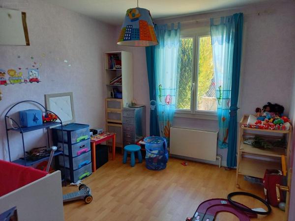 Maison individuelle à vendre à Naucelles dans le Cantal (15250), ref : MG/1841 Maison individuelle à vendre à Naucelles dans le Cantal (15250), ref : MG/1841 Maison individuelle à vendre à Naucelles dans le Cantal (15250), ref : MG/1841