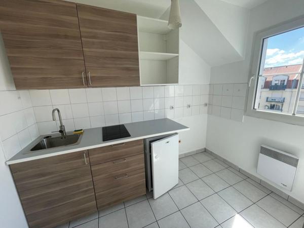 A LOUER : T2 à LILLE • Rue du Moulin - VIEUX LILLE • 775 € CC • Réf. G75-5
