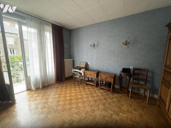 LA FERTE MACE, maison de centre-ville, 3ch, jardin et grand garage