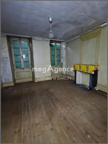 Maison à ARCHIAC, 17520 - 4 pièces 140m²