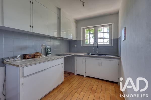 Maison à vendre 12 pièces 383 m² Sanary-sur-Mer