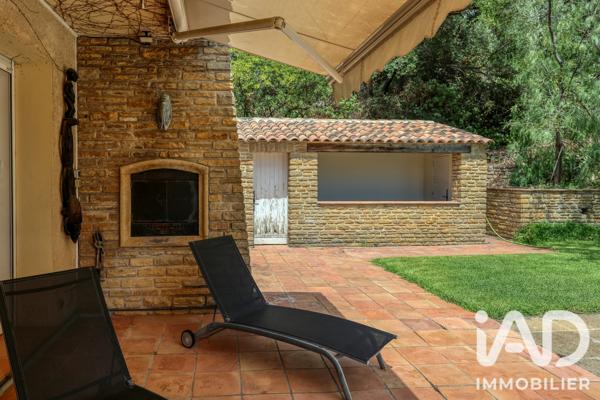 Maison à vendre 12 pièces 383 m² Sanary-sur-Mer