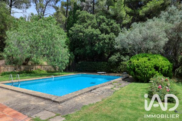 Maison à vendre 12 pièces 383 m² Sanary-sur-Mer