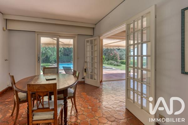 Maison à vendre 12 pièces 383 m² Sanary-sur-Mer