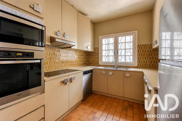 Maison à vendre 12 pièces 383 m² Sanary-sur-Mer