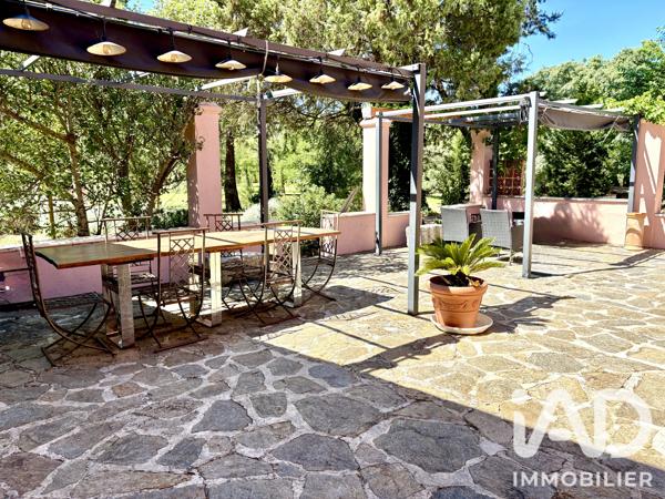 Maison à vendre 8 pièces 248 m² Bormes-les-Mimosas