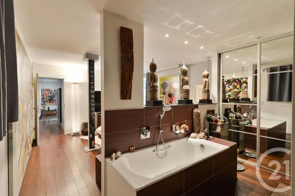 Appartement Atelier D'Artiste à vendre  5 pièces - 174,68 m 2   PARIS  - 75002