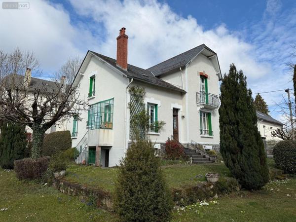 Maison à vendre à Mauriac dans le Cantal (15200), ref : 15060/1263