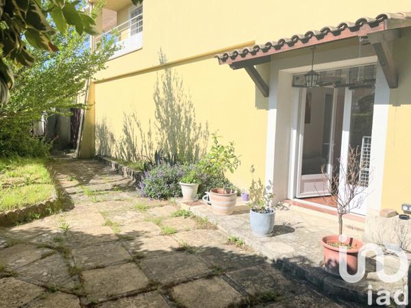 Maison 6 pièces de 120 m² à Uzès (30700)
