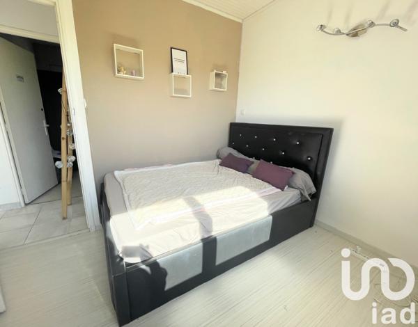 Maison 6 pièces de 120 m² à Uzès (30700)