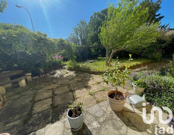 Maison 6 pièces de 120 m² à Uzès (30700)